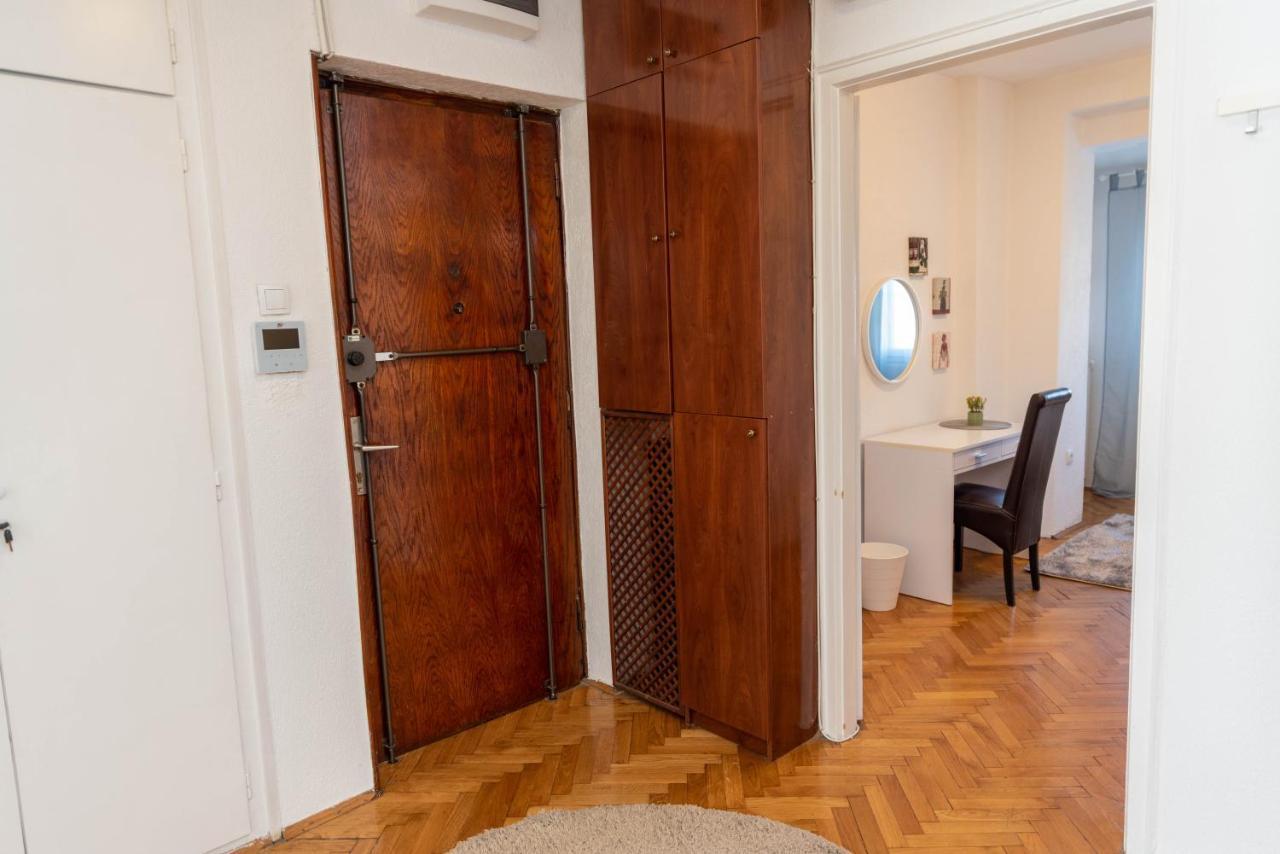 Sweet House Parlament Belgrado Exterior foto